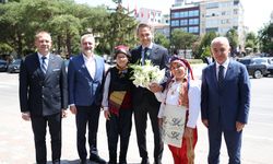 Enerji ve Tabii Kaynaklar Bakanı Bayraktar, Kırklareli Valiliğini ziyaret etti
