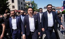 Fenerbahçe'de olağanüstü genel kurul için imzalar teslim edildi