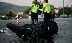 Fethiye'de hafif ticari araçla çarpışan motosikletin sürücüsü öldü