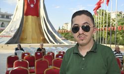 FETÖ'NÜN DARBE GİRİŞİMİNİN 9. YILI - 15 Temmuz şehidinin oğlu Solak, babasından devraldığı emanetle yaşıyor