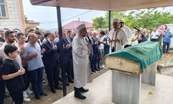 Gazeteci Cem Küçük'ün babasının cenazesi, Giresun'da toprağa verildi