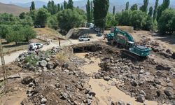 GÜNCELLEME - Kars'ta sel ve heyelan nedeniyle köylerde hasar oluştu