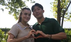 Güney Koreli damat ile Rizeli gelin toplantıda tanıştılar, horon ile nişanlandılar