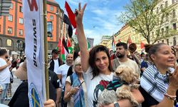 İsrail'in Gazze'ye yönelik saldırıları Stockholm'de protesto edildi