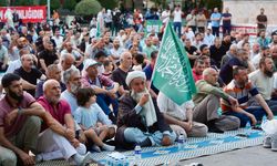 İstanbul'da 'Katliama alışma, Gazze'yi unutma' eylemi
