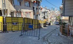 Kağıthane'de balkonu çöken bina tahliye edildi