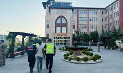 Kahramanmaraş'ta aracına çarpılan sürücünün silahla öldürülmesine ilişkin yakalanan 2 zanlı tutuklandı