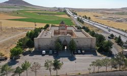 Kapadokya'da tarih ve tasavvuf 8 asırlık kervansarayda buluşuyor
