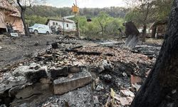 Karabük'teki orman yangınında evleri zarar gören ailelere konteyner evler teslim edildi