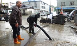 Kars Sarıkamış'ta dolu ve sağanak etkili oldu