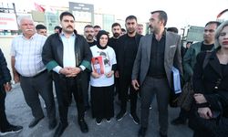 Kars'ta 6 yaşındaki çocuğun maganda kurşunuyla ölümüne ilişkin 5 sanık hakim karşısında