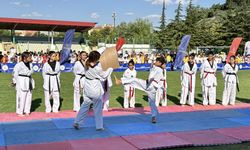 Kayseri ve Kırşehir'de GSB Spor Okulları törenlerle açıldı