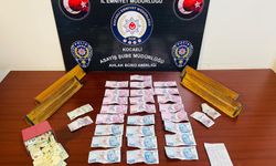 Kocaeli'de dernek lokalinde kumar oynayan 3 kişiye para cezası verildi