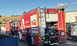 Kocaeli'de geri dönüşüm tesisinde çıkan yangın söndürüldü