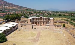 Manisa'da, Sardes Antik Kenti ve Lidya Tümülüsleri'nin UNESCO'ya alınması sevinci