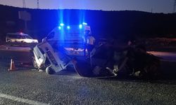 Mersin'de bariyere çarpan otomobilin sürücüsü hayatını kaybetti