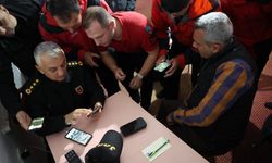 Rize Valisi Baydaş, düşen özel jete ulaşılması için yürütülen çalışmaları sahada koordine ediyor