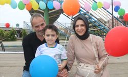 Rize'de kanseri yenen çocuk için gökyüzüne balonlar bırakıldı