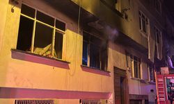 Samsun'da bir binada çıkan yangında 3 kişi dumandan etkilendi