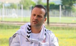 Sivasspor Teknik Direktör Osman Zeki Korkmaz'dan yeni sezon açıklaması: