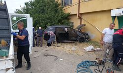 Sivas'ta iki otomobilin çarpışması sonucu 5 kişi yaralandı