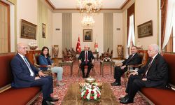 TBMM Başkanı Kurtulmuş, Meclis Başkanvekillerini kabul etti