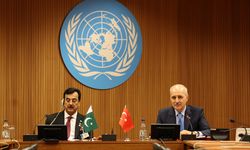 TBMM Başkanı Kurtulmuş, Pakistan Parlamentosu Senato Başkanı Gilani ile görüştü: