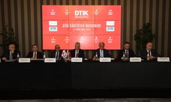 Ticaret Bakanı Bolat, Tiflis'te Gürcistan Maliye ve Ekonomi bakanlarıyla bir araya geldi