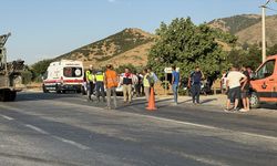 Tire'de motosikletle otomobilin çarpıştığı kazada 14 yaşındaki çocuk hayatını kaybetti