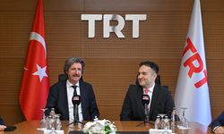 TRT Yönetim Kurulu Başkanı Yılmaz, görevi Albayrak'tan devraldı