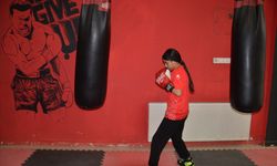 Türkiye şampiyonu 13 yaşındaki boksör Esila Yıldırım'ın hedefi Avrupa şampiyonluğu