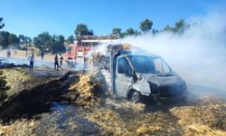 Uşak'ta yanan saman kamyonundaki çift ağır yaralandı