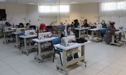 Vanlı kadınlar belediyenin açtığı kurslarda meslek öğreniyor