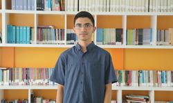 YKS'de Türkiye 5'incisi olan Yusuf Arda, başarısını Gazzeli yaşıtlarına adadı