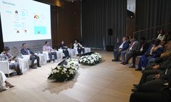 4. Kazan Küresel Gençlik Zirvesinde 'Dijital Çağda Kişiselleştirilmiş ve Kapsayıcı Öğrenme' oturumu
