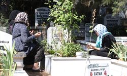 Acılı anne, düğün daveti için geldiği Sakarya'da depreme yakalanan oğlunun yasını tutuyor