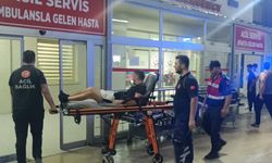 Adana'da bir kişi yol kenarında yaralı bulundu