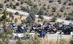 Afyonkarahisar'da bin motosiklet gönüllüsü 'Süvarinin izinden' etkinliği için buluştu