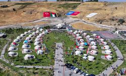 Ahlat'taki Malazgirt Zaferi kutlamaları yoğun katılımla devam ediyor