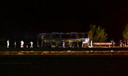 Ankara'da seyir halindeki yolcu otobüsü yandı