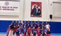 Antrenörün çocukluk hayaliyle kurulan voleybol takımı 2. Lig'de mücadele edecek