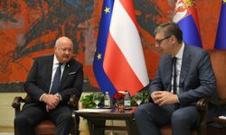 Avusturya Başbakanı Stocker, Sırbistan'ı Kosova ile diyalog kurmaya çağırdı
