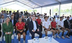 Bakan Bak: 'Türkiye'de bir spor tesisi devrimi yaşanmaktadır'