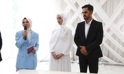 Bakan Göktaş, "Evlenecek Gençlerin Desteklenmesi Projesi"nden yararlanan çiftin nikah törenine katıldı