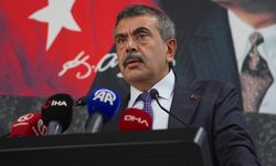 Bakan Tekin: "1637 farklı başlıkta yaklaşık 200 milyon adet ders kitabı  öğrencilerimizin masasında olacak"