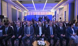 Bakan Uraloğlu, Çeşmeli-Kızkalesi Otoyolu Projesi'nin Finansal Kapanış Töreni'nde konuştu: