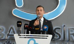 Balıkesir Büyükşehir Belediye Başkanı Akın'dan Sındırgı'daki depremin ardından yapılan çalışmalara ilişkin açıklama: