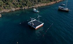 Bodrum'da denize indirilen yüzer deniz suyu arıtma platformu tanıtıldı