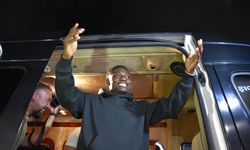 Bordo-mavililerin prensipte anlaşmaya vardığı Kazeem Olaigbe, Trabzon'a geldi