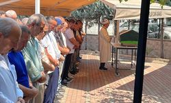 Bursa'da hafif ticari araca çarpan motosikletin sürücüsü öldü